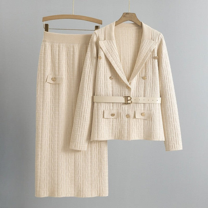 Ensemble en tricot chic et noble