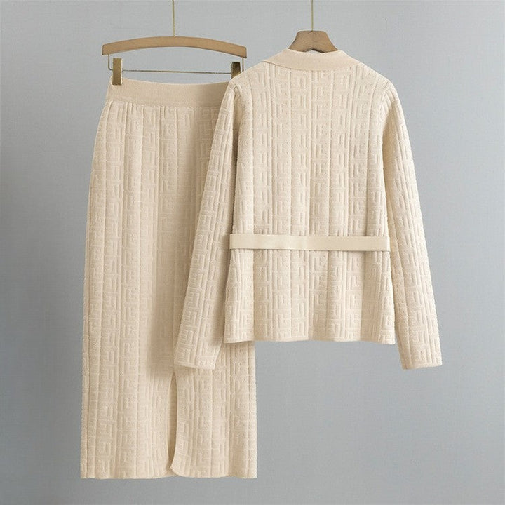 Ensemble en tricot chic et noble