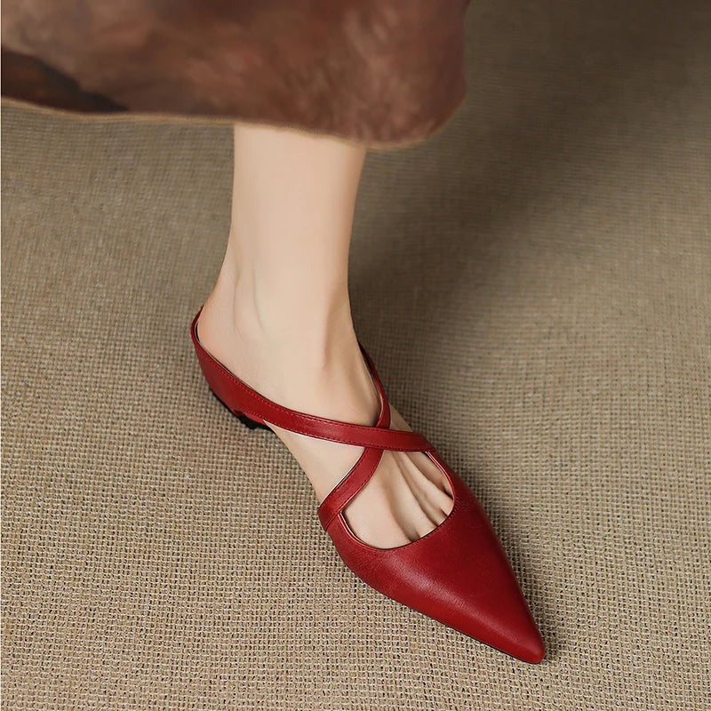 Mule en cuir à brides croisées