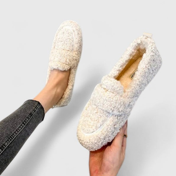 Chaussons chauds au design élégant