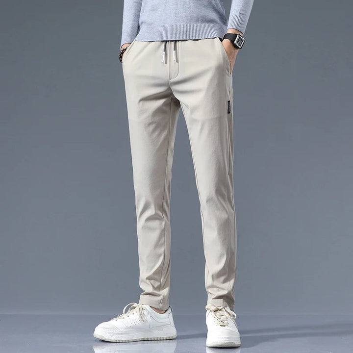 Pantalon slim extensible