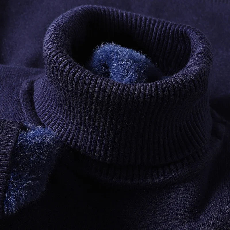 CLASSIC TURTLENECK