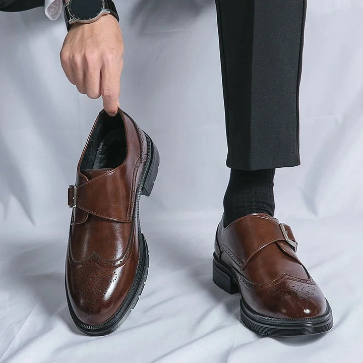Chaussures habillées à boucle