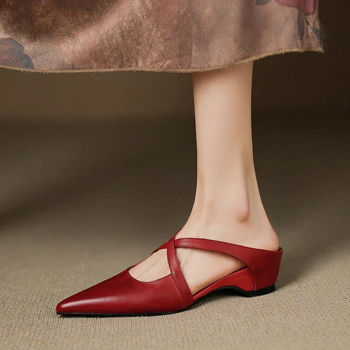 Mule en cuir à brides croisées
