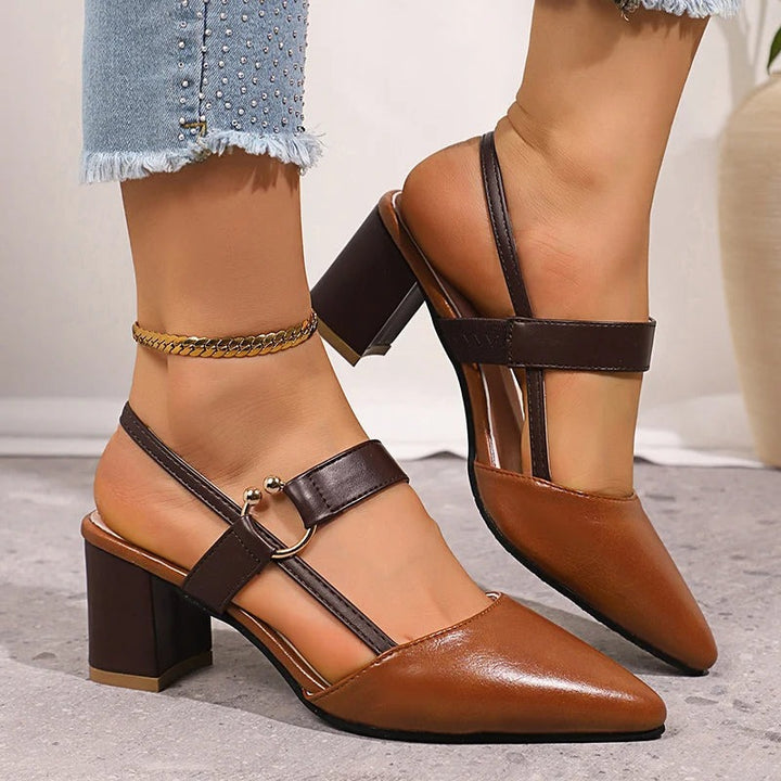 Talons en cuir à anneaux