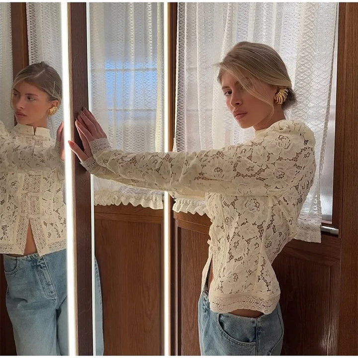 Chemise rétro chic en dentelle ajourée