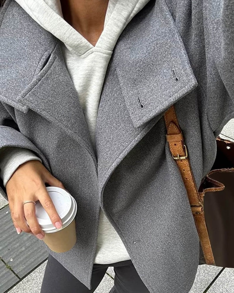 Manteau en laine à col montant