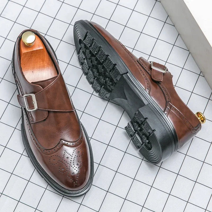 Chaussures habillées à boucle