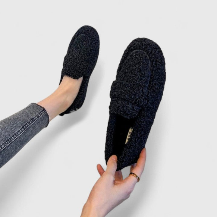 Chaussons chauds au design élégant