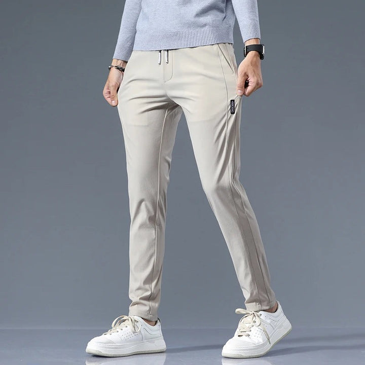 Pantalon slim extensible