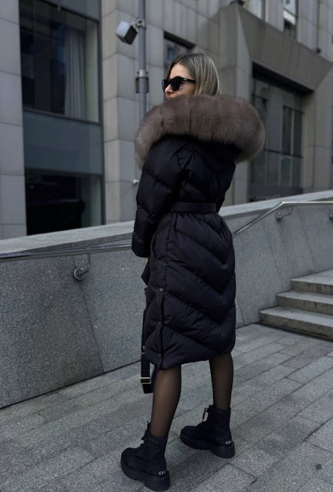 Manteau élégante et décontractée à col en fausse fourrure
