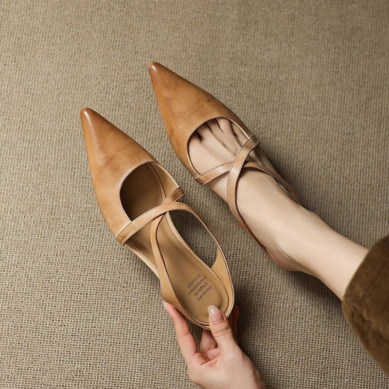 Mule en cuir à brides croisées