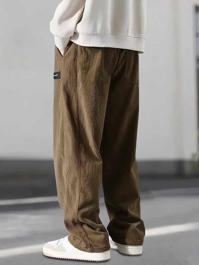 Bequeme Cordhose