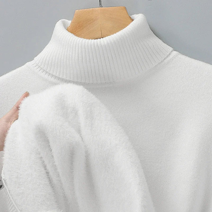 CLASSIC TURTLENECK