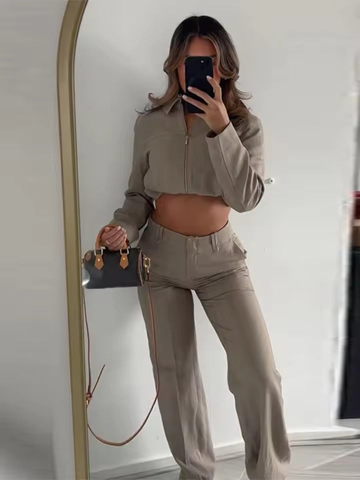 Ensemble veste zippée et pantalon taille haute