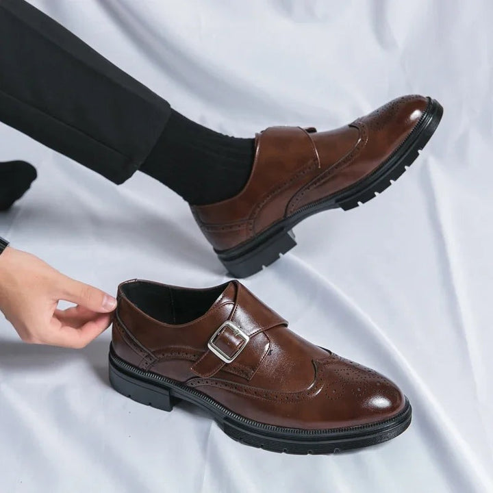 Chaussures habillées à boucle