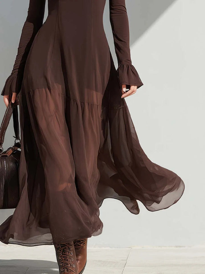 Robe encolure carrée et manches transparentes