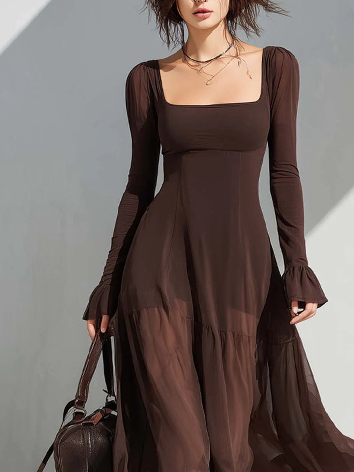 Robe encolure carrée et manches transparentes