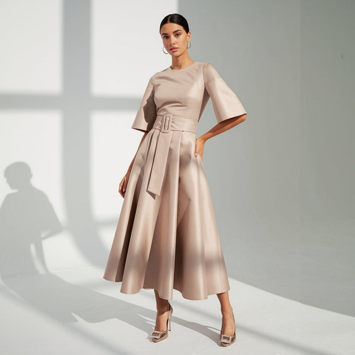 Julie | Elegant and comfortable dress with belt