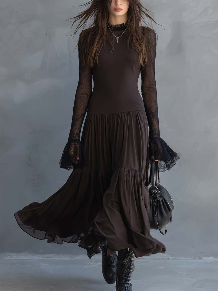 Robe longue à manches en dentelle, ourlet transparent et poignets évasés