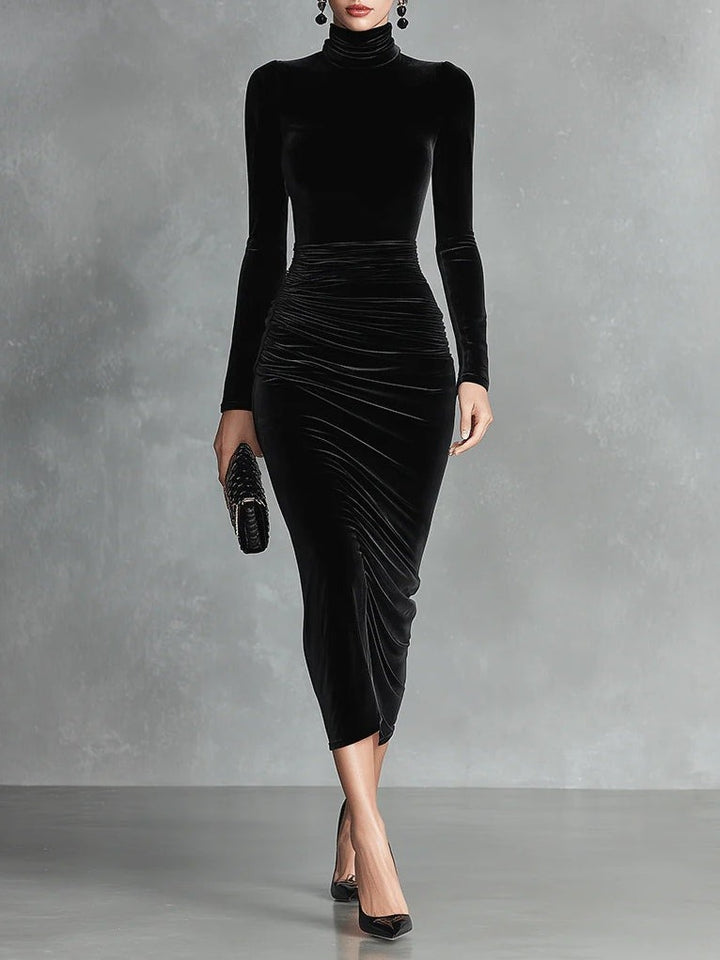 Robe moulante élégante en velours noir à col montant