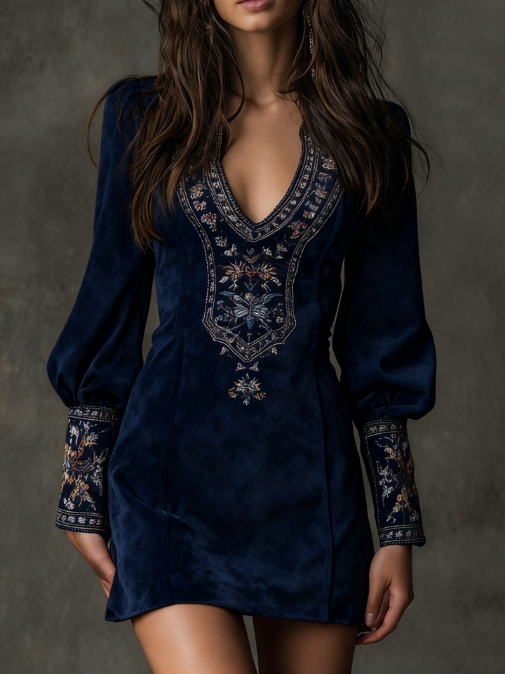 Robe mini en suédine brodée