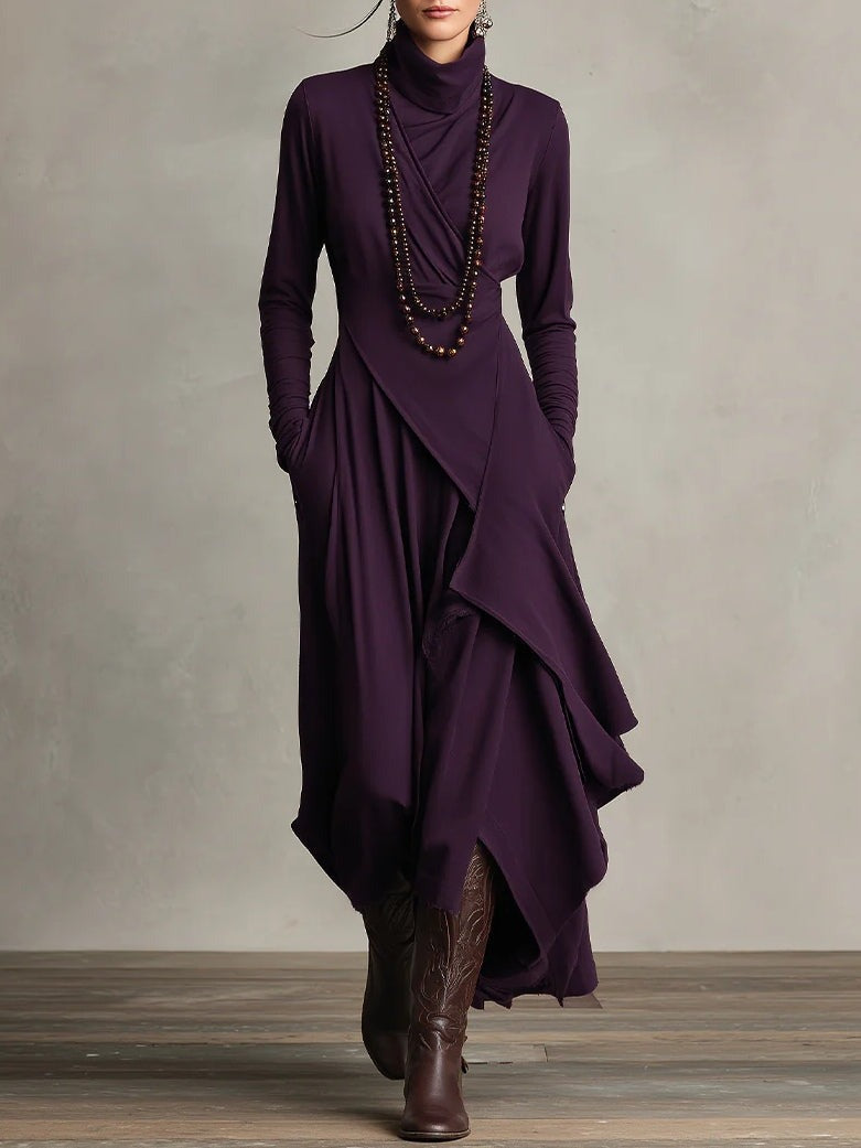 Robe longue plissée asymétrique à col montant