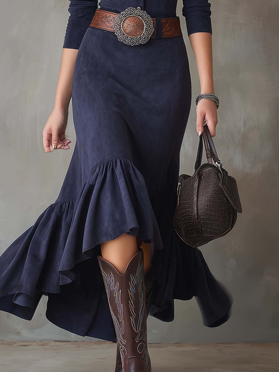 Robe longue à col montant, boutonnée, ourlet asymétrique (avec ceinture)