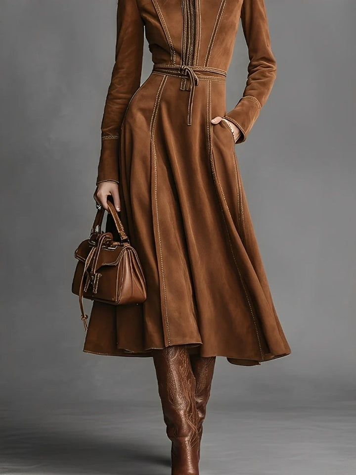 Robe longue élégante marron en faux daim