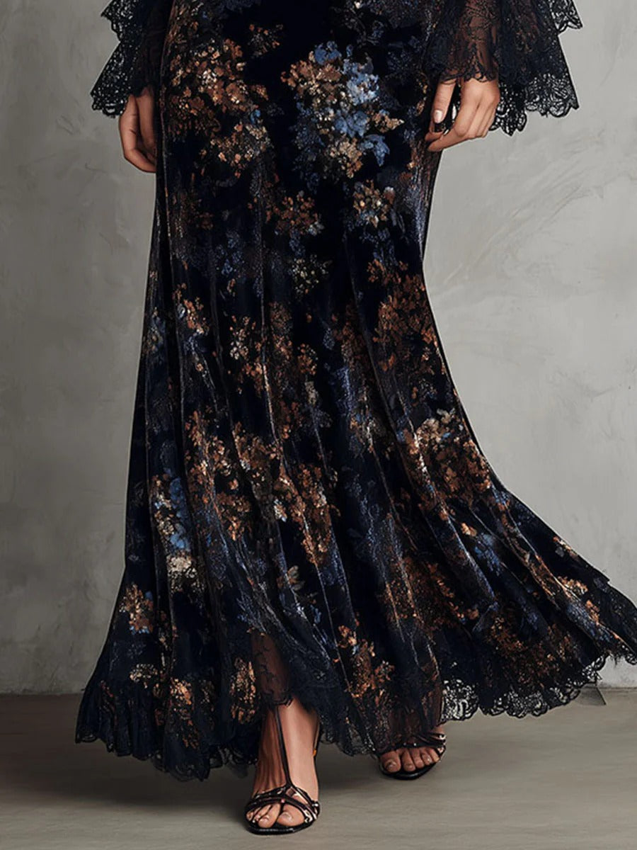 Robe en velours noir et bleu à fleurs et dentelle