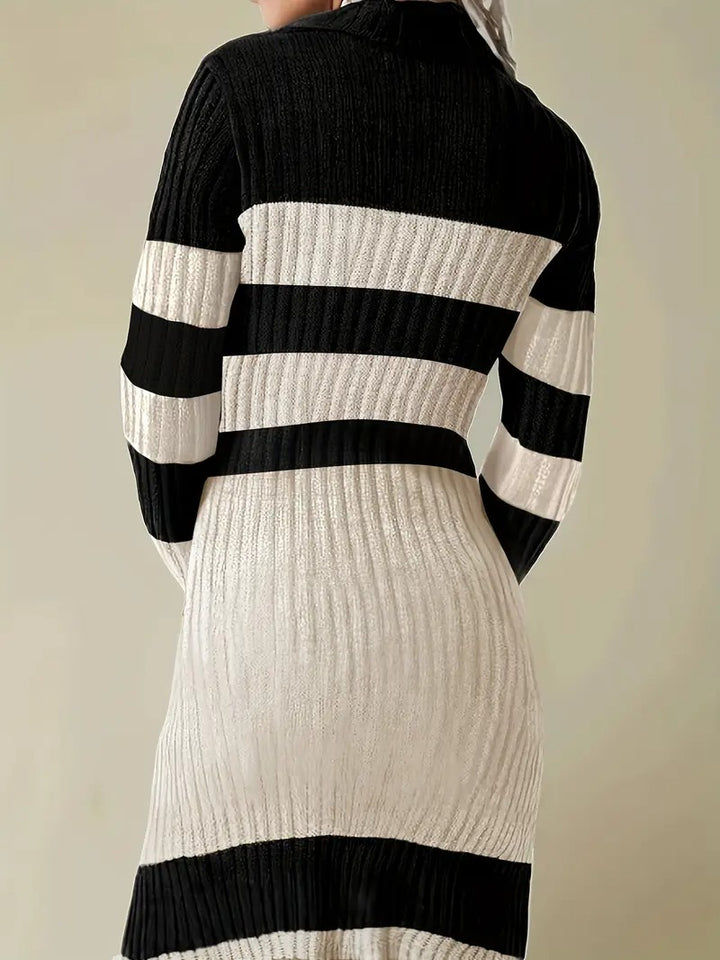 Robe en tricot élégante à col montant