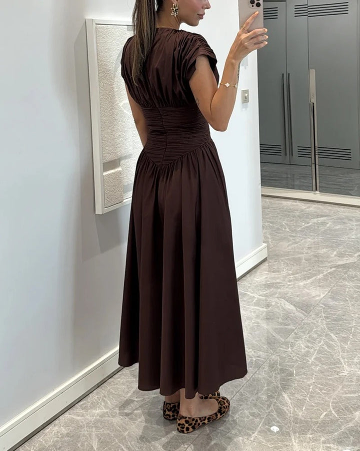 Robe plissée et amincissante