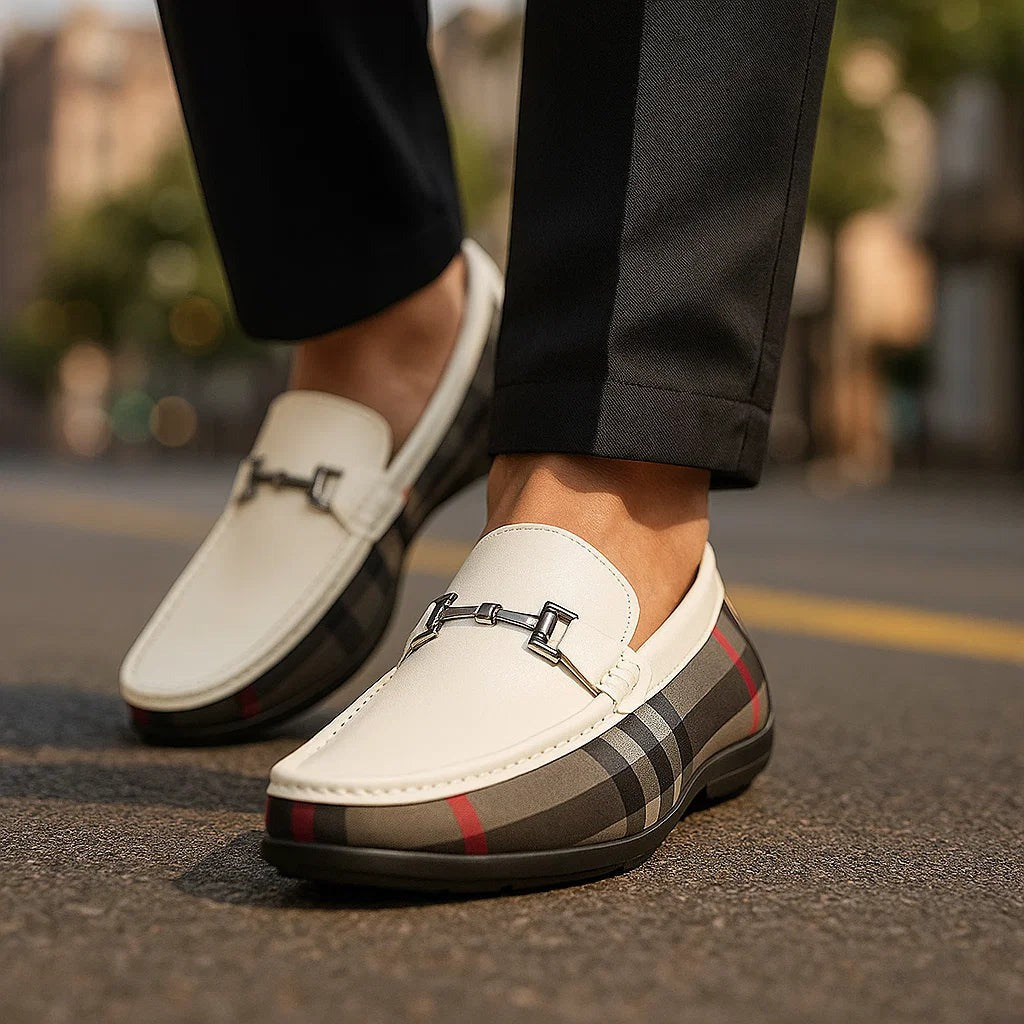 MOCASSINS À CARREAUX