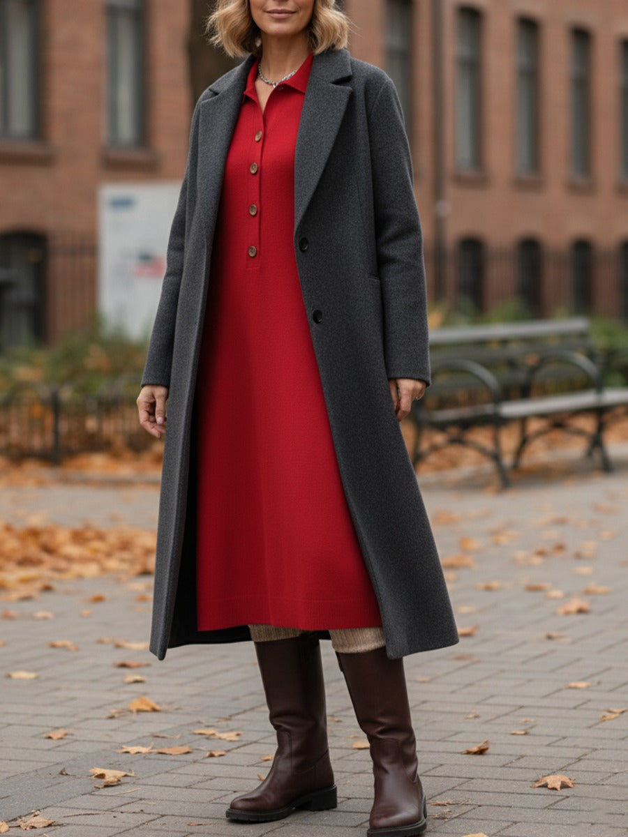 Robe midi classique en maille unie à col polo et boutons