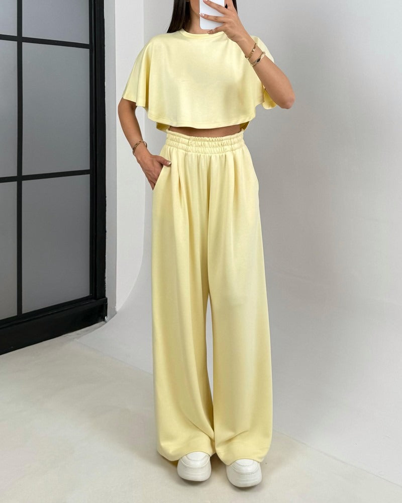 Ensemble deux pièces t-shirt et pantalon à col châle tendance
