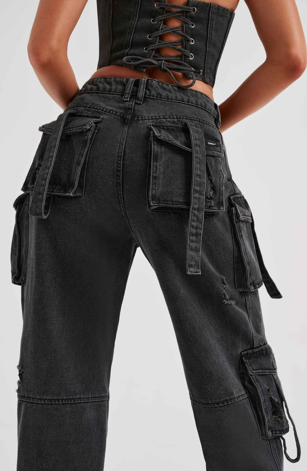 Ensemble cargo Brooklyn