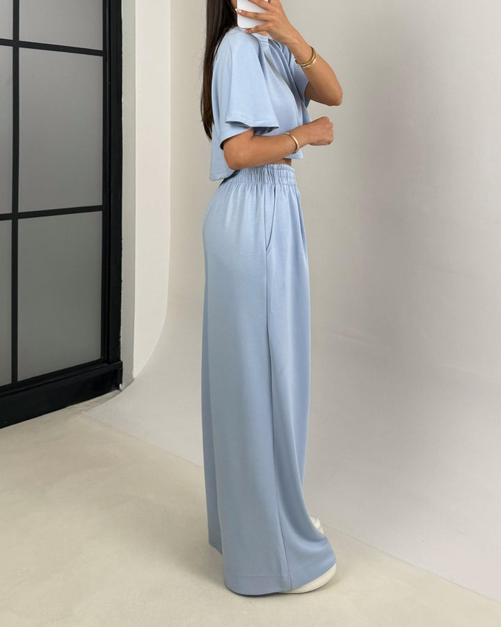 Ensemble deux pièces t-shirt et pantalon à col châle tendance