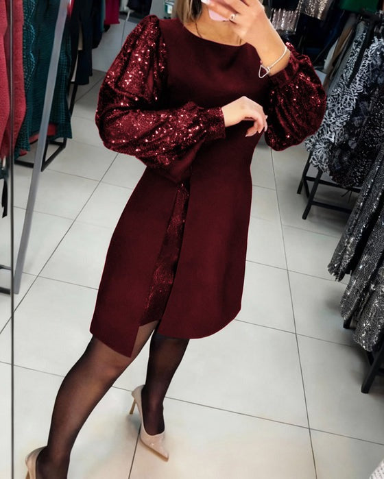 Robe élégante à manches ballon et détails scintillants