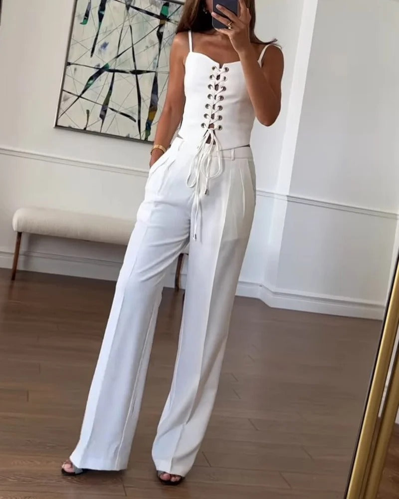 Ensemble deux pièces haut et pantalon à cordons