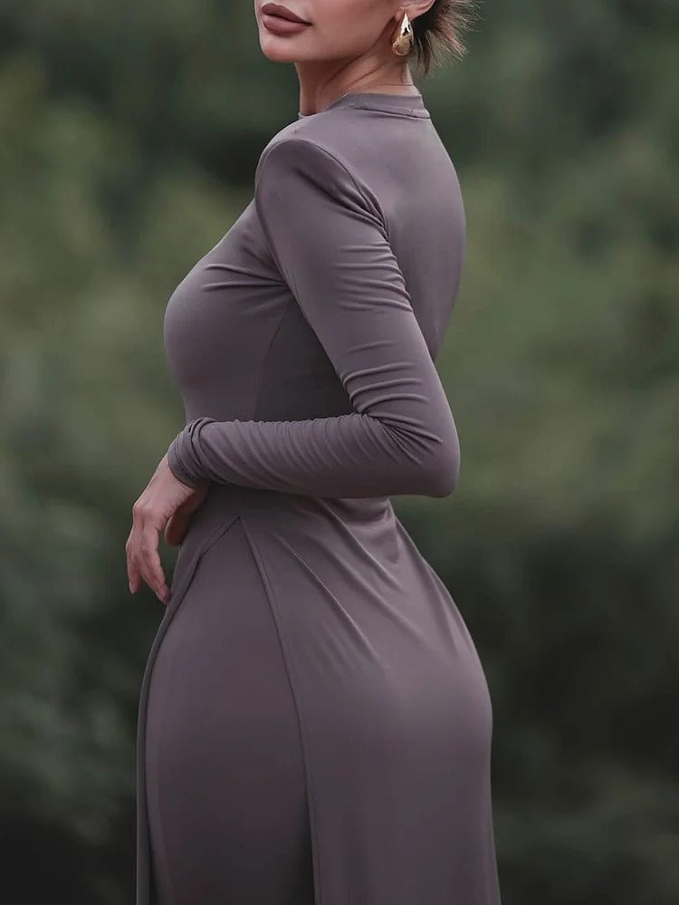 Ensemble haut long fendu et pantalon évasé moulant