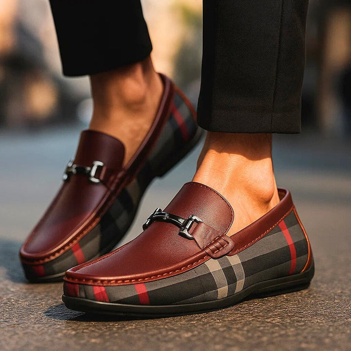 MOCASSINS À CARREAUX