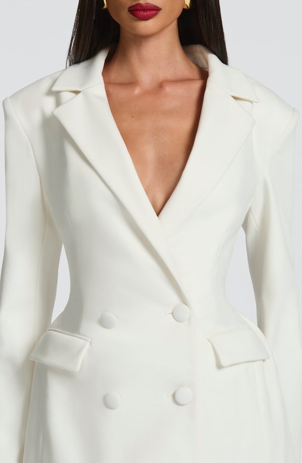 Robe blazer chic