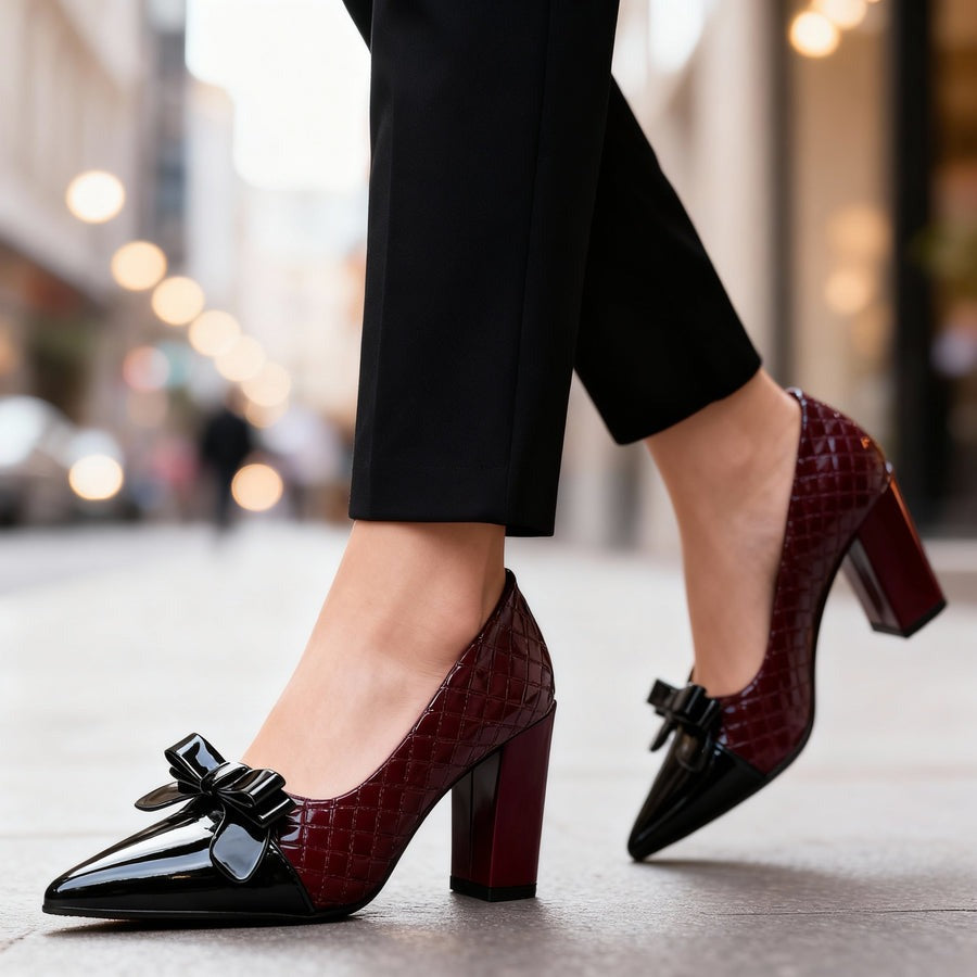 Escarpins à talons ornés d'un grand nœud