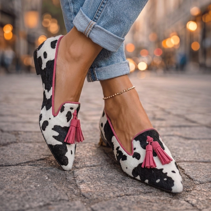 Ondina | Pointed Flats with Tassels