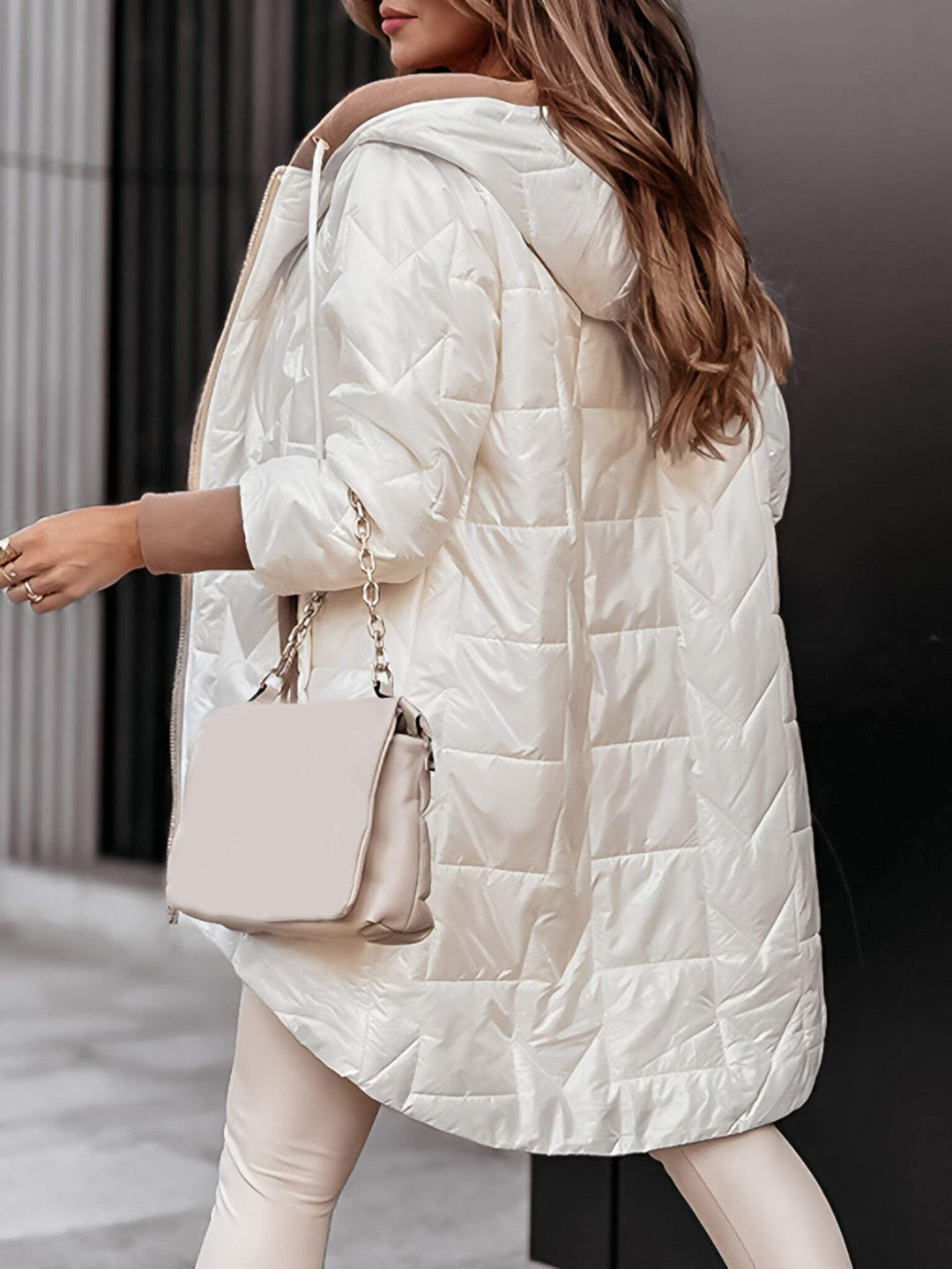 Manteau d'hiver à capuche et fermeture éclair