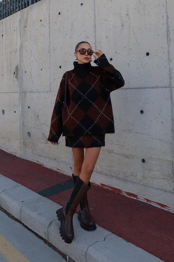 Ensemble jupe et pull Caridi marron à motif losanges