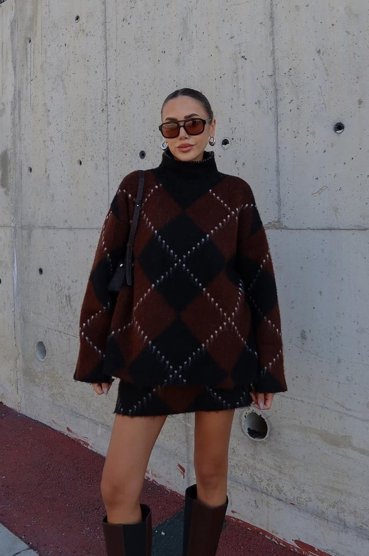 Ensemble jupe et pull Caridi marron à motif losanges