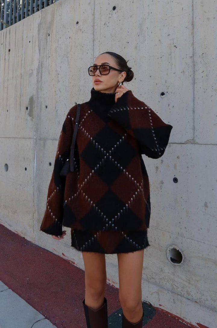 Ensemble jupe et pull Caridi marron à motif losanges