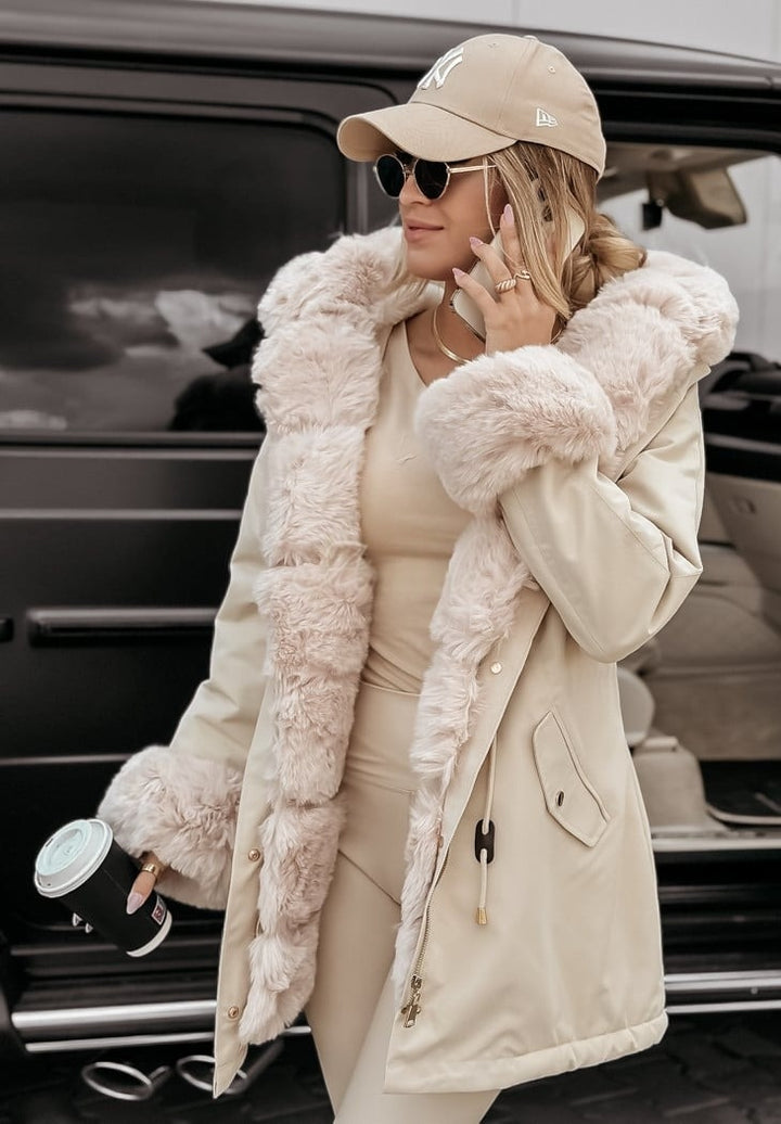 Parka à capuche intérieur fourrure