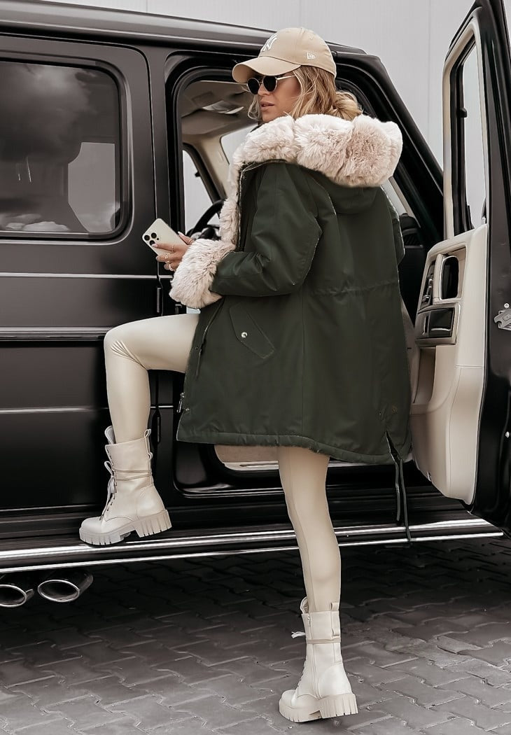 Parka à capuche intérieur fourrure
